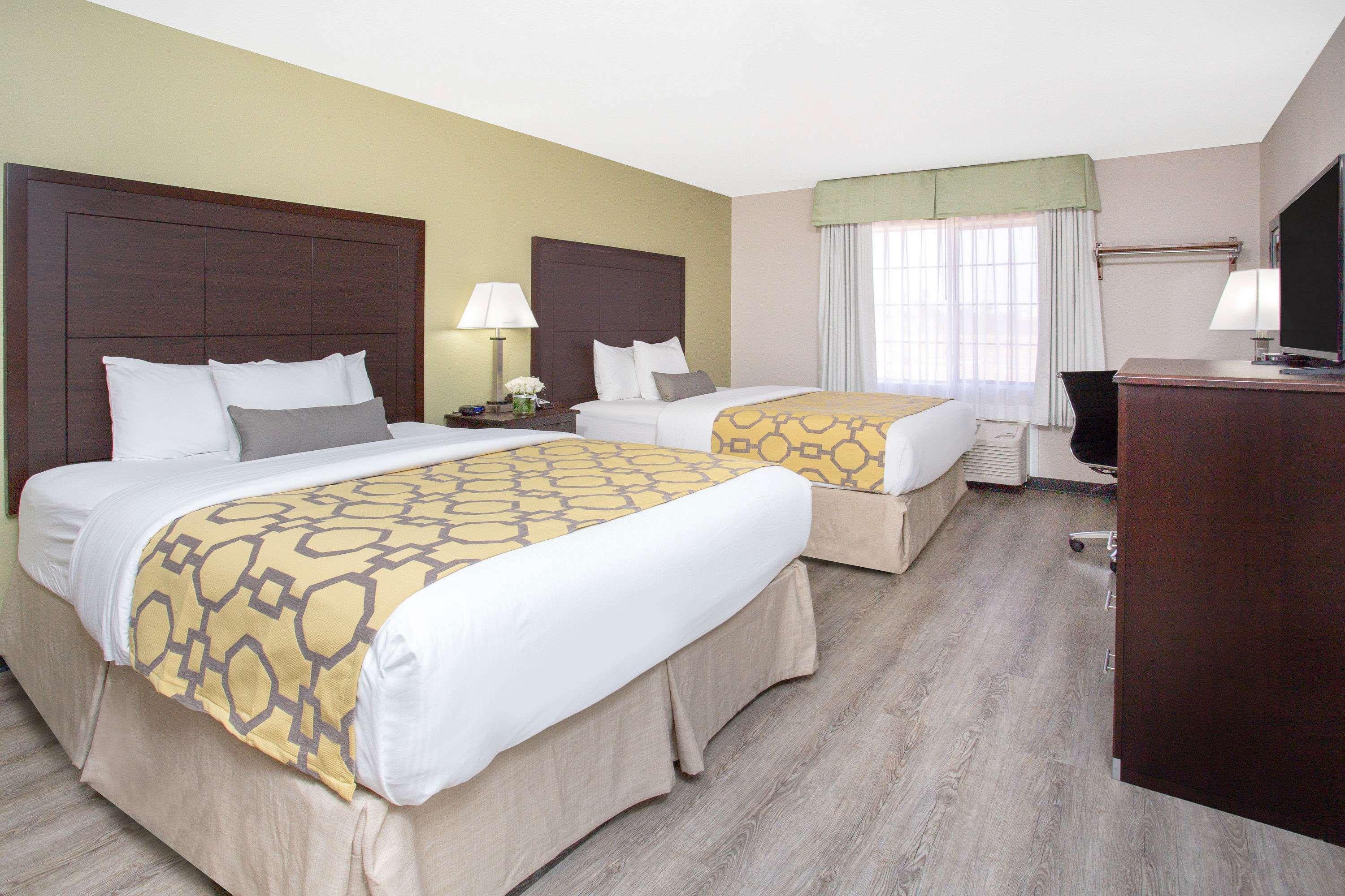 Baymont By Wyndham Phoenix I-10 Near 51St Ave מראה חיצוני תמונה