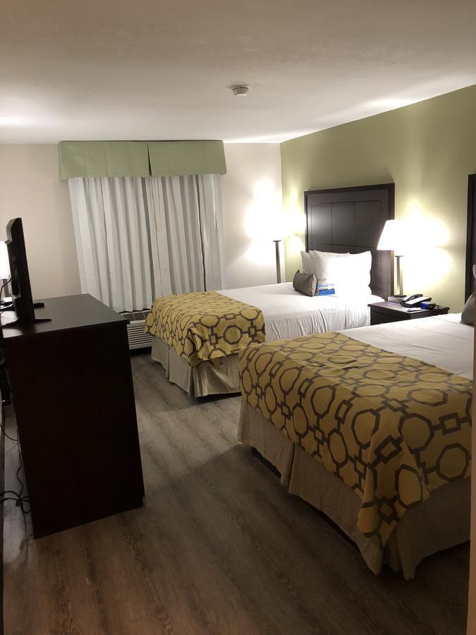 Baymont By Wyndham Phoenix I-10 Near 51St Ave מראה חיצוני תמונה